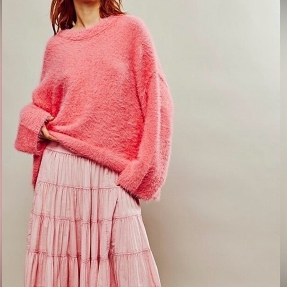Free People Harrison Bunny Crew Sweater XS Pink Eyelash Knit Oversized
